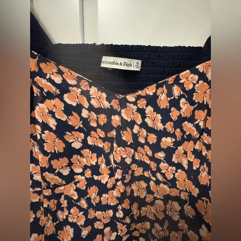 Abercrombie & Fitch Long Sleeve Sweetheart Puff Sleeve Floral‎ Crop Top Blouse M